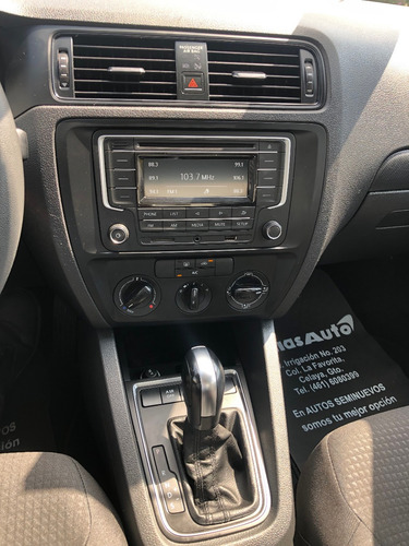 Imagen 14 de 15 de Volkswagen Jetta Mkvi 2.0l Automatico 2018 Credito Financiam