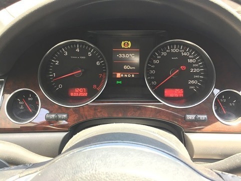 Audi A8 4.2 QUATTRO V8 40V GASOLINA 4P TIPTRONIC