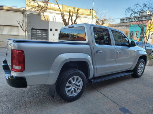 Imagen 2 de 15 de Volkswagen Amarok 2.0 Cd Tdi 180cv Comfortline At 2017