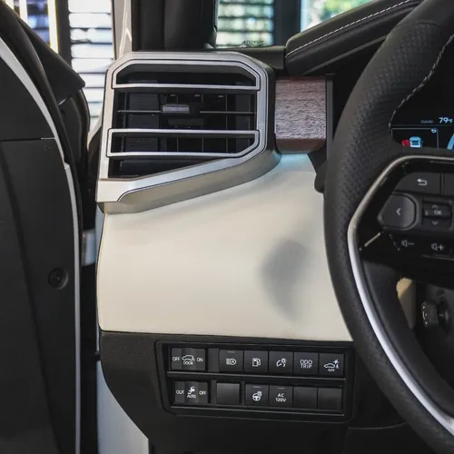 Toyota Sequoia 3.5 CAPSTONE