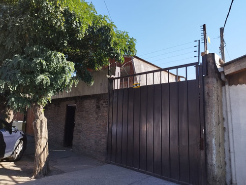 En Venta!! Local Con Oficina Y Galpón. En Jenequeo