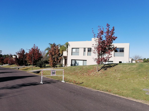 Venta Casa 4 Dormitorios En Carmel