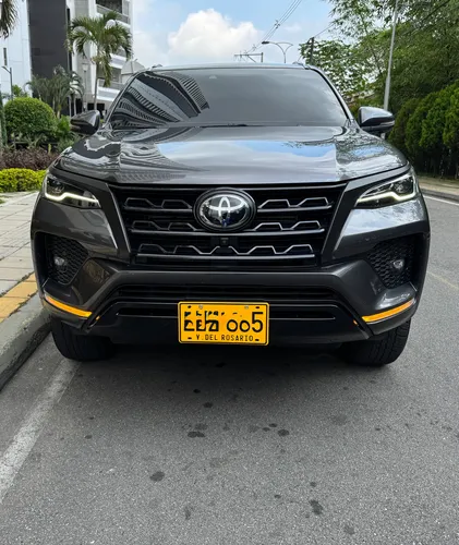 Toyota Fortuner 2.4