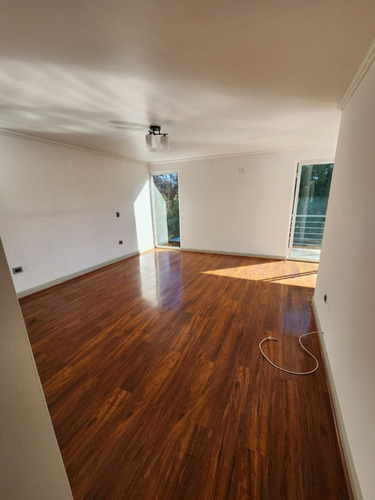 Se Arrienda Con Compromiso De Compra, Amplia Casa En Nogales