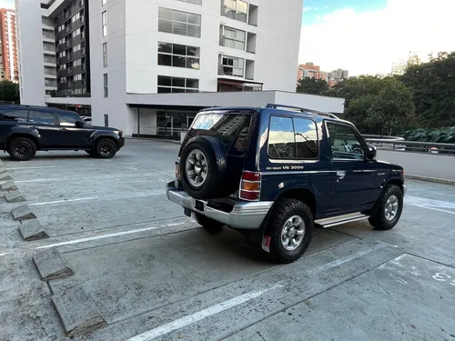 Mitsubishi Montero 3.0 V13