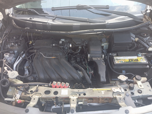 Nissan Versa 1.6 16v Sl Flex 4p