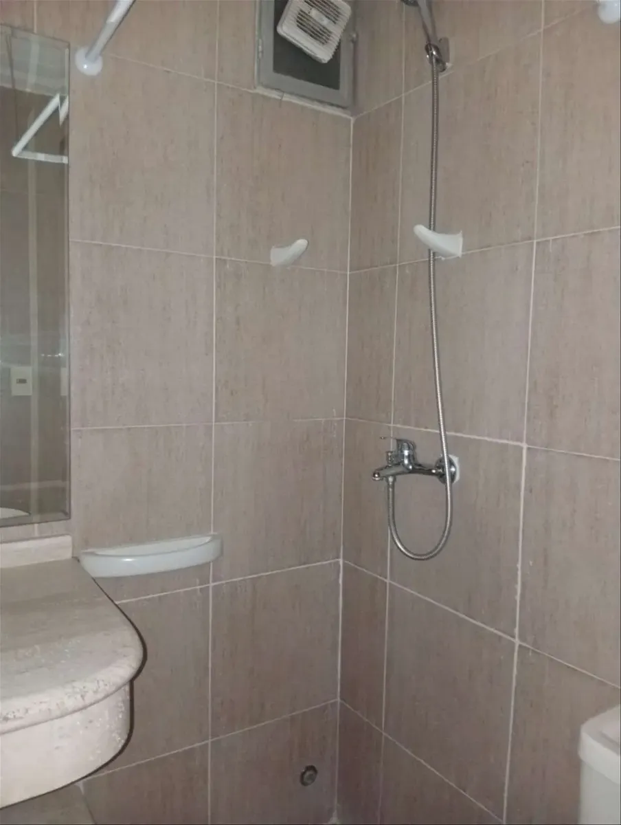 Amplio Apartamento Primer Piso, Al Frente, Ciudad Vieja · Foto 5