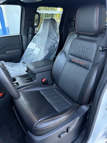 Nissan Frontier 3.8 V6 Pro-4X 4Wd At