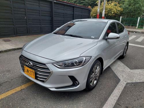 Hyundai I35 Elantra Limited 2.0 At 2017