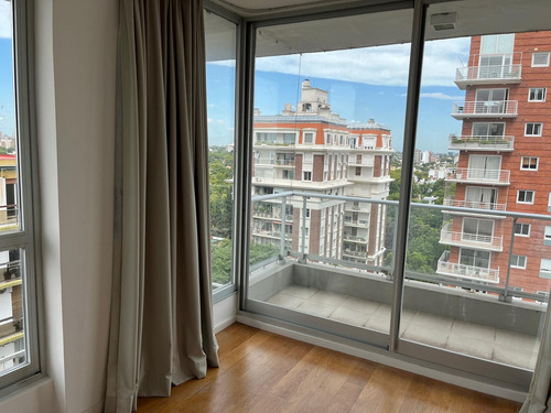 Departamento En Venta En La Lucila, 3dormitorios, 2cocheras, Pileta