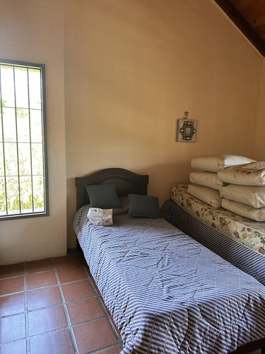 Casa En Venta En La Serranita 3 Dorm, Vista A Las Sierras!