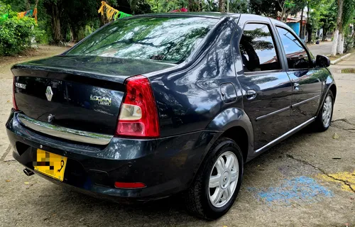 Renault Logan 1.6 Expression Fii