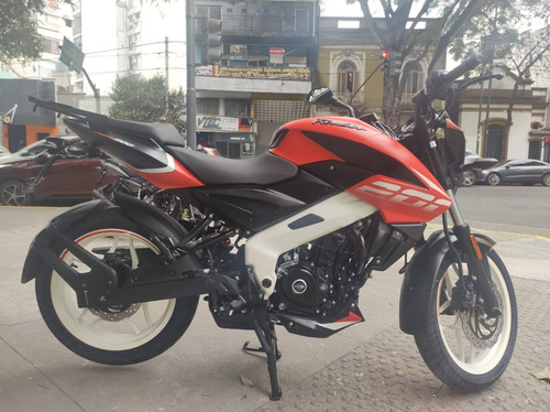Bajaj Rouser Ns 200 - Mejoramos Tu Presupuesto - Cycles