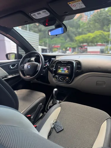 Renault Captur 2.0 Intens At
