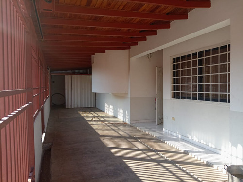 Casa En Venta En Cumbres Del Manzano Barquisimeto. Nv