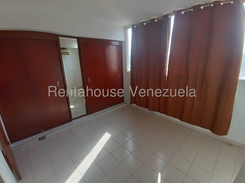 Raiza Suárez Alquila Apartamento En Centro Cabudare Lara