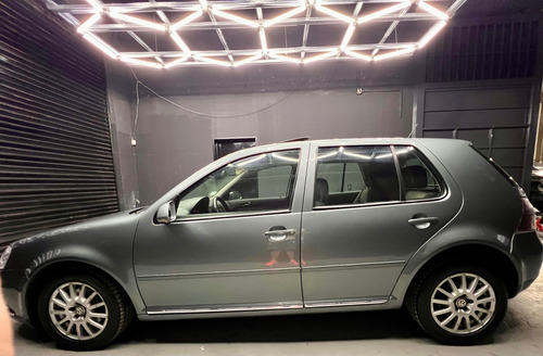 Volkswagen Golf 2.0 Highline