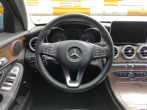 Imagen 12 de 15 de Mercedes-benz Clase C 2018 2.0 200 Cgi Exclusive At