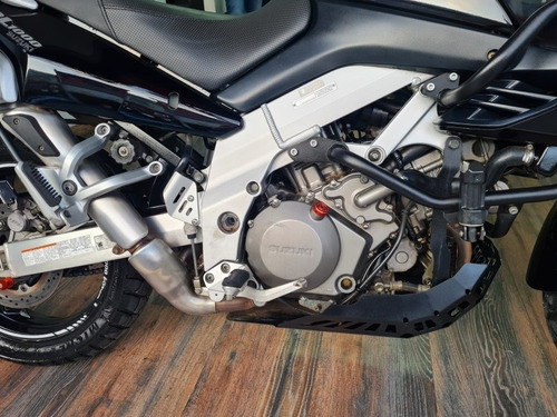 Imagem 11 de 19 de Suzuki 1000