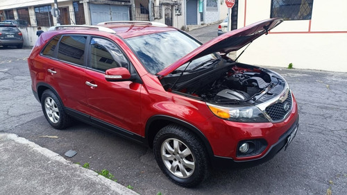 Imagen 2 de 15 de Kia Sorento 3 Filas De Asientos Excelente Estado
