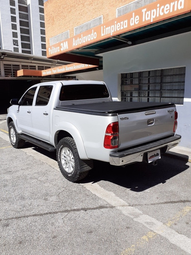 Imagen 4 de 12 de Toyota Hilux Kavak 2015 4x4