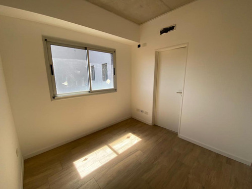 Departamento - Victoria Con Terraza Propia Y Cochera Propia