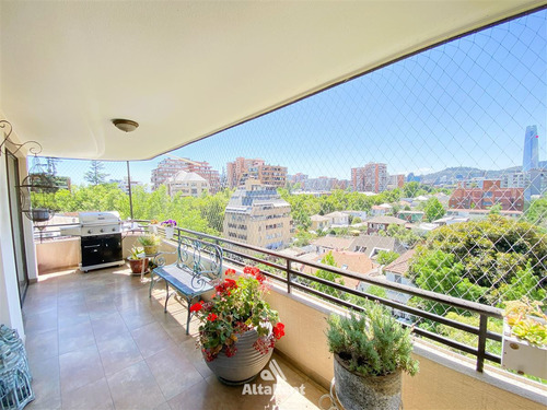 Oportunidad!! Inmejorable Ubicación Venta 4d-4b, Providencia
