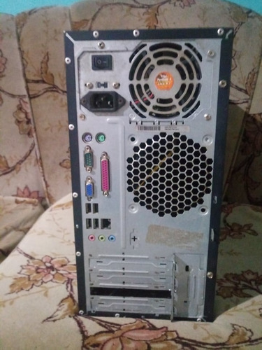 Imagen 2 de 6 de Vendo Cpu Para Revisar O Reparar