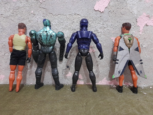 Max Steel Vs Extroyer Serpiente