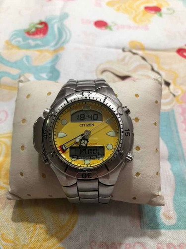 Relógio Citizen Aqualand Jp1060-52x Amarelo