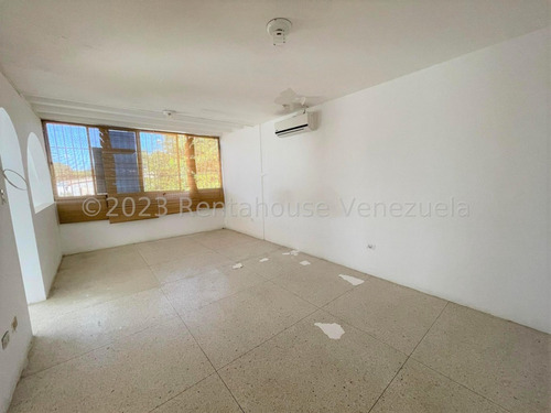 Imagen 14 de 20 de Casa Con Jardin En Venta En El Cafetal Mls#23-22476