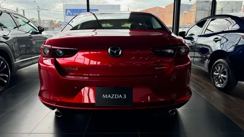 Mazda 3 Touring At Mhev (paño) 2025