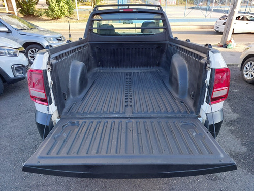 Volkswagen Saveiro 1.6 Robust Cab. Simples 16v Total Flex 2p