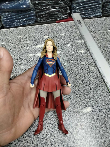 Dc Multiverse Supergirl / Melissa Benoist, Doomsday Wave!! (Usado)