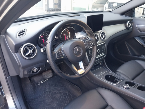 Mercedes-Benz Clase GLA 1.6 Gla200 Urban 156cv