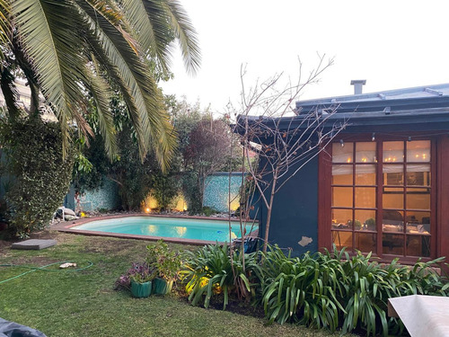 Exclusiva Casa Remodelada En Arriendo, Vitacura