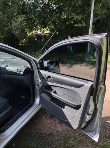Ford Focus Sedan 4 Puertas