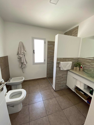 Imagen 11 de 16 de Vendo Duplex 3dorm. Con Pileta Greenville 2