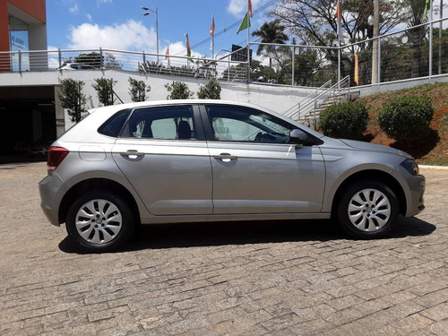 Volkswagen Polo 1.0 Mpi Total Flex Manual