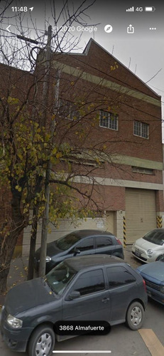 Imagen 4 de 17 de Excelente Galpon En Zona Industrial.- Salida A 2 Calles