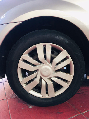 Imagem 4 de 14 de Renault Logan Expre 1.0 Ano:2013 Prata Flex Completo