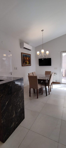 Casa En Venta En El Pueblo De Ingeniero Maschwitz