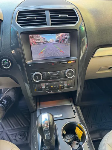 Ford Explorer Xlt 4*2 Tres Filas De Asientos Año 2019