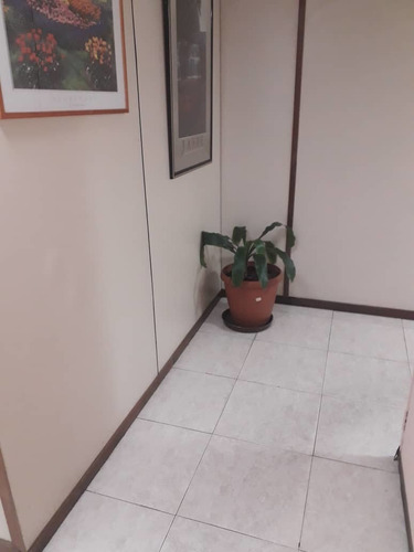 Imagen 7 de 9 de Oficinas San Bernardino