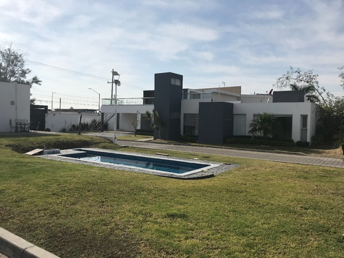 Casa En Renta Una Planta Villas De Irapuato | MercadoLibre