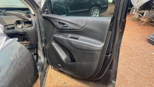 Forro Da Porta Dianteira Direita Chevrolet Equinox 2020
