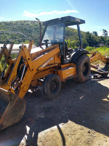 Case 580 L Ano 2000