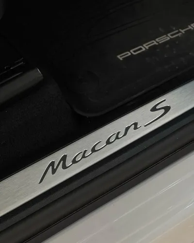 Porsche Macan S