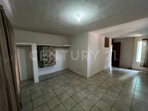 Casa En Renta Av. Las Torres Col. Unidad Modelo Tampico Tamaulipas