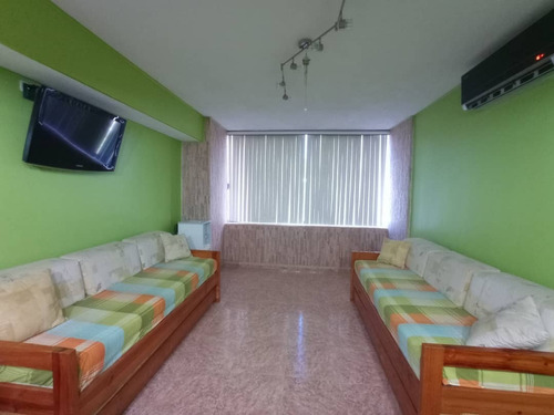 Imagen 4 de 20 de Pgm Vende Apartamento En Los Corales, Caraballeda, Club Parque Mar Incluye La Accion Del Club